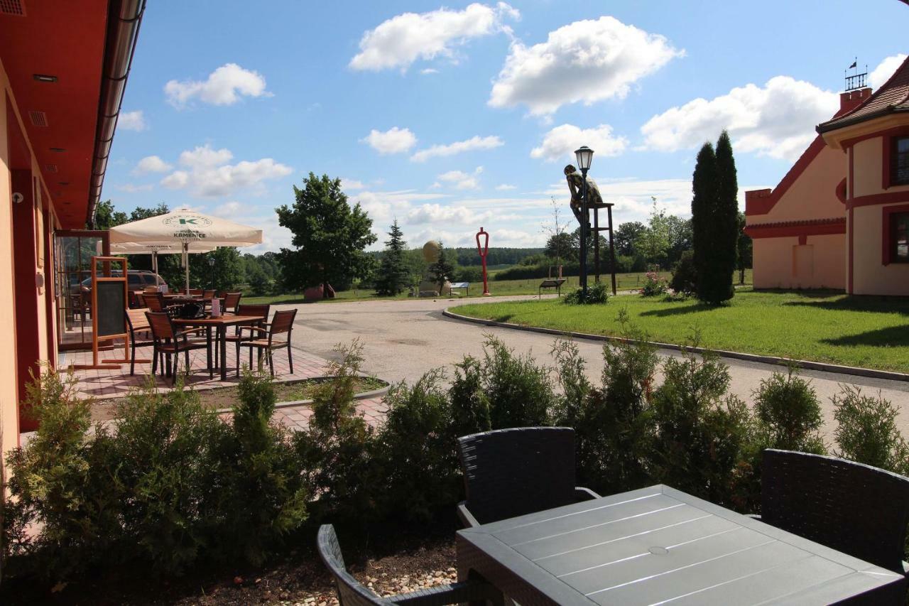 Residence Safari Resort - Bison Lodge Borovany  Exterior foto